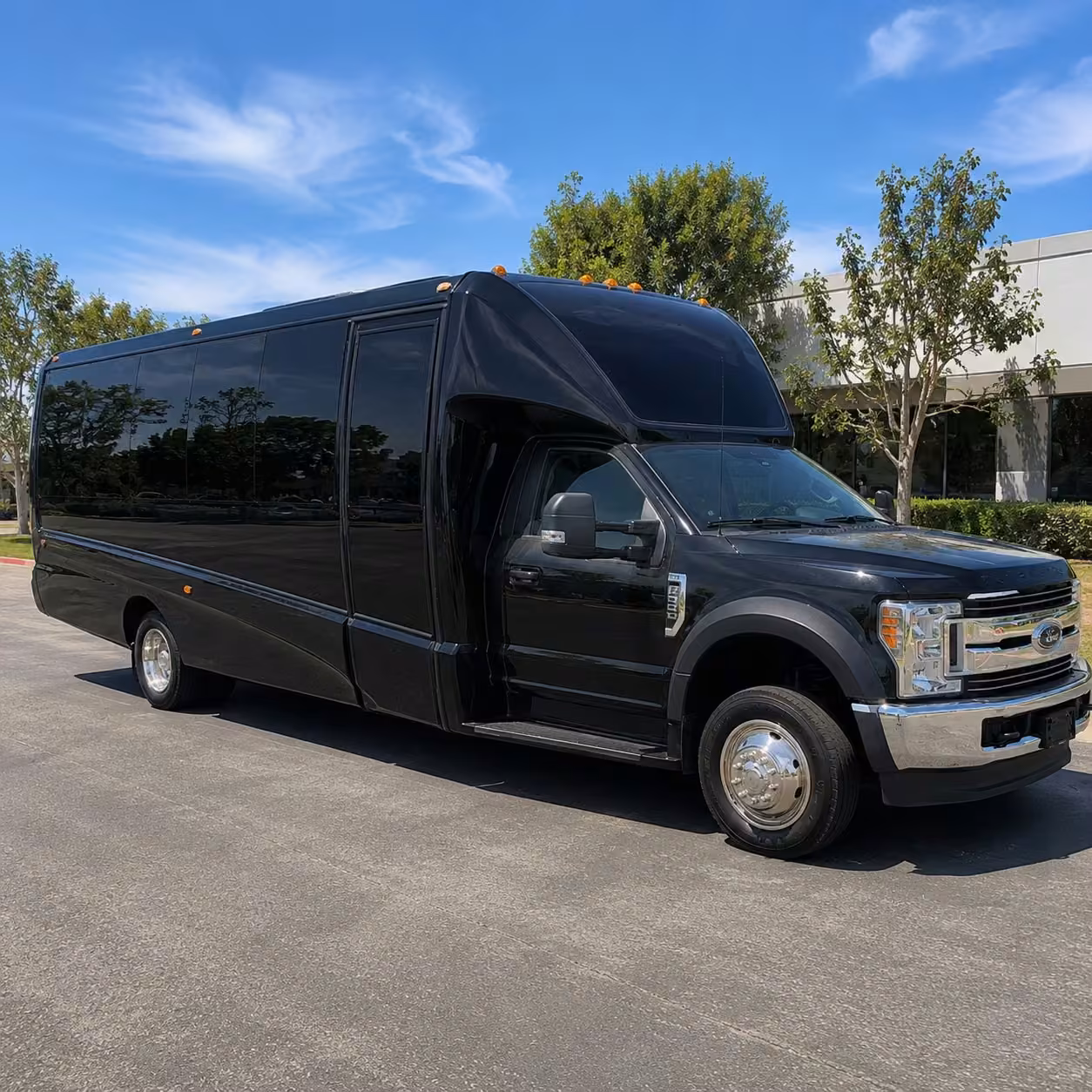 15 passenger party bus